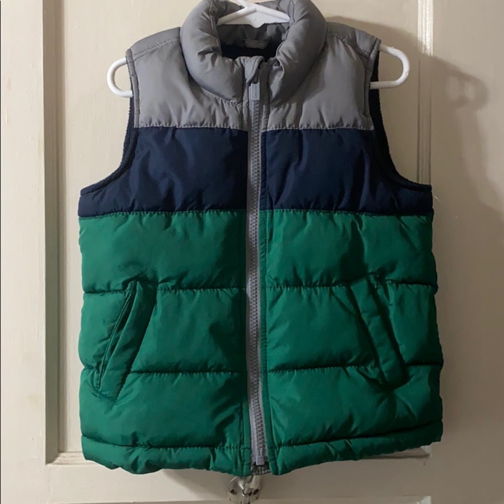 NWOT Old Navy Winter Puffer Vest size 4T